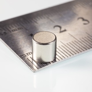 Magnet neodim cilindru cu diam.7x7 N 80 °C, VMM7-N42