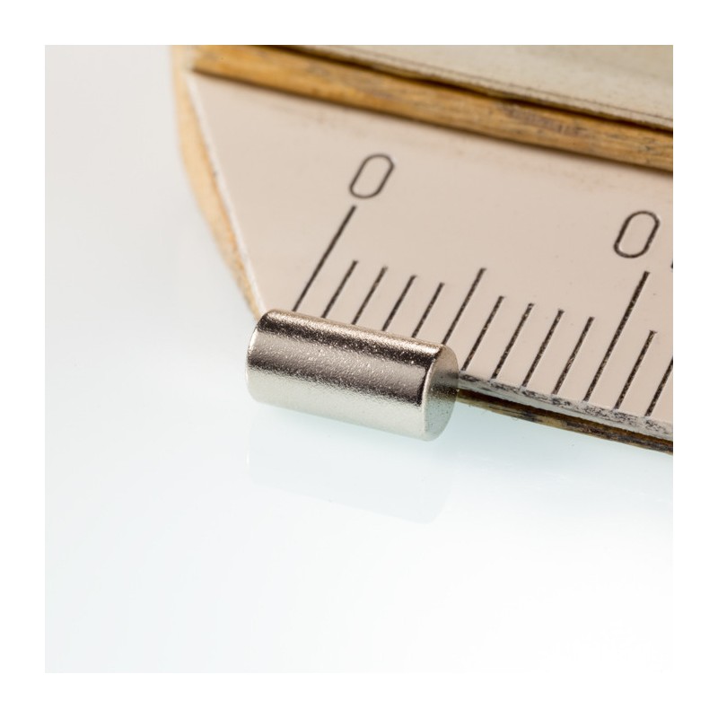 Magnet neodim cilindru cu diam.3x6 N 80 °C, VMM4-N30