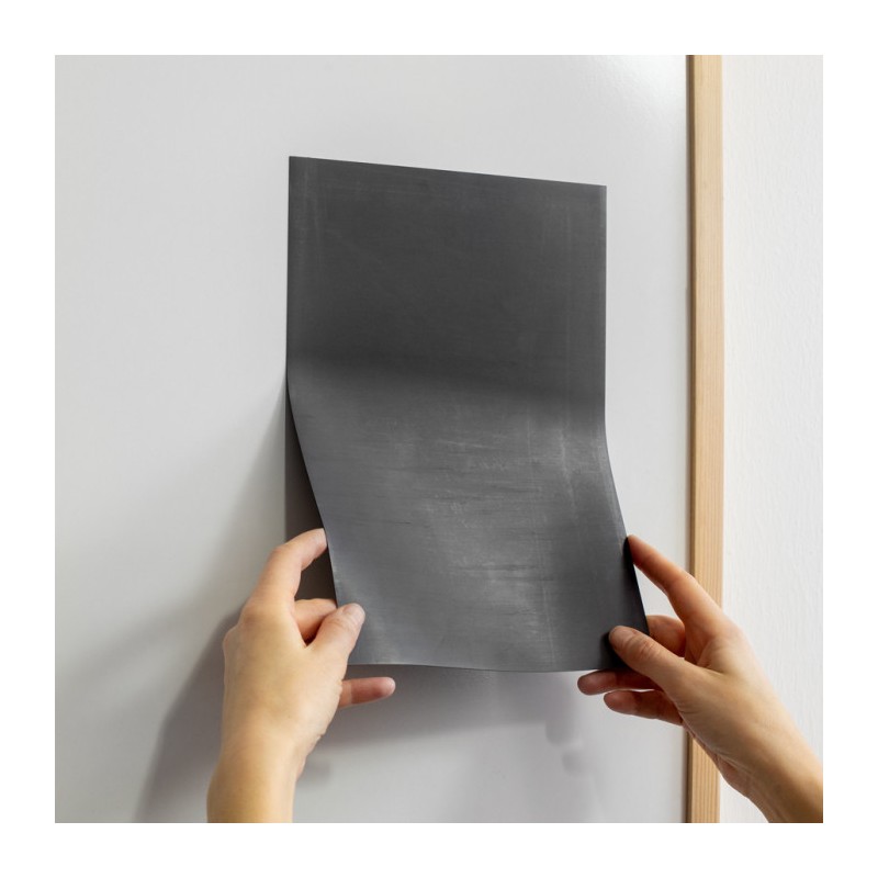 Folie magnetică A4 (297x210 mm) 2 mm - negru - fără tratament de suprafa