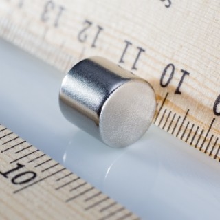 Magnet neodim cilindru cu diam.11x10 N 80 °C, VMM7-N42