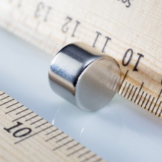 Magnet neodim cilindru cu diam.12x9 N 80 °C, VMM7-N42