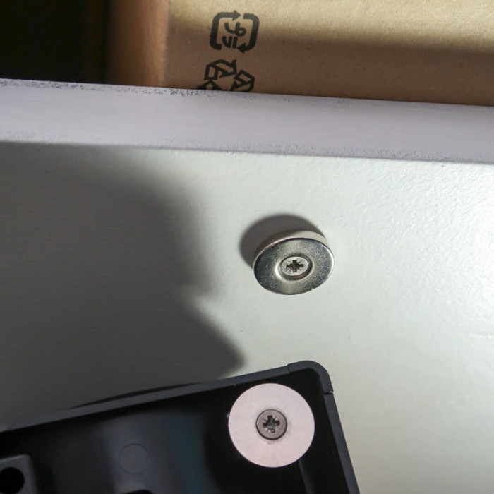 Kit magnet pentru fixare diam. 23 mm