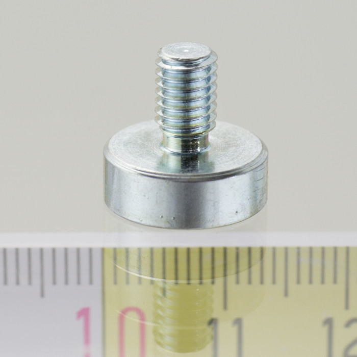 Magnet oală cu coadă, diam. 13 x înălțime 4,5 mm cu filet exterior M5. lungime filet 8 mm.