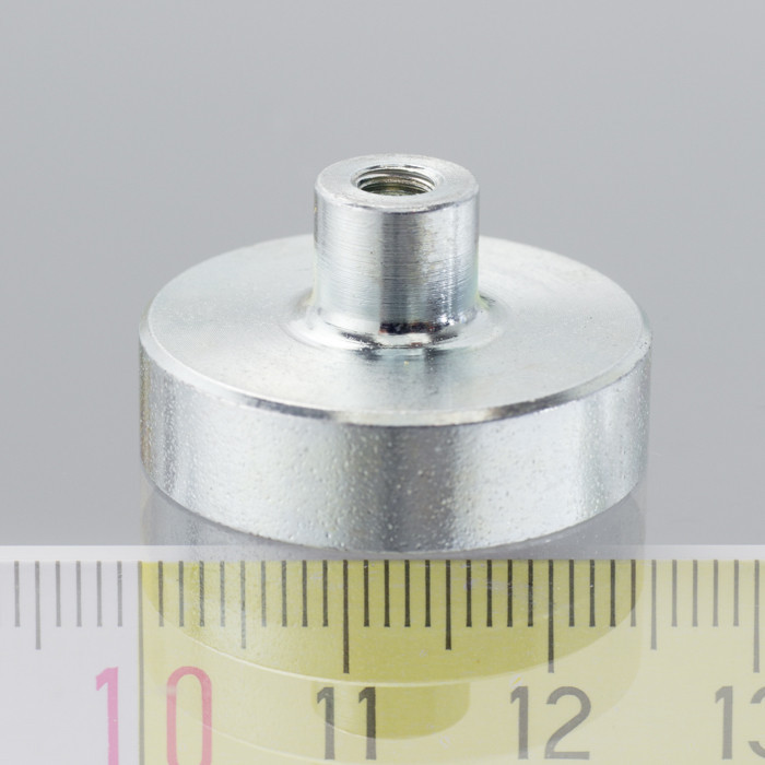 Magnet oală cu coadă, diam. 25 x înălțime 7 mm cu filet interior M4, înălțime filet 7 mm, magnet SmCo