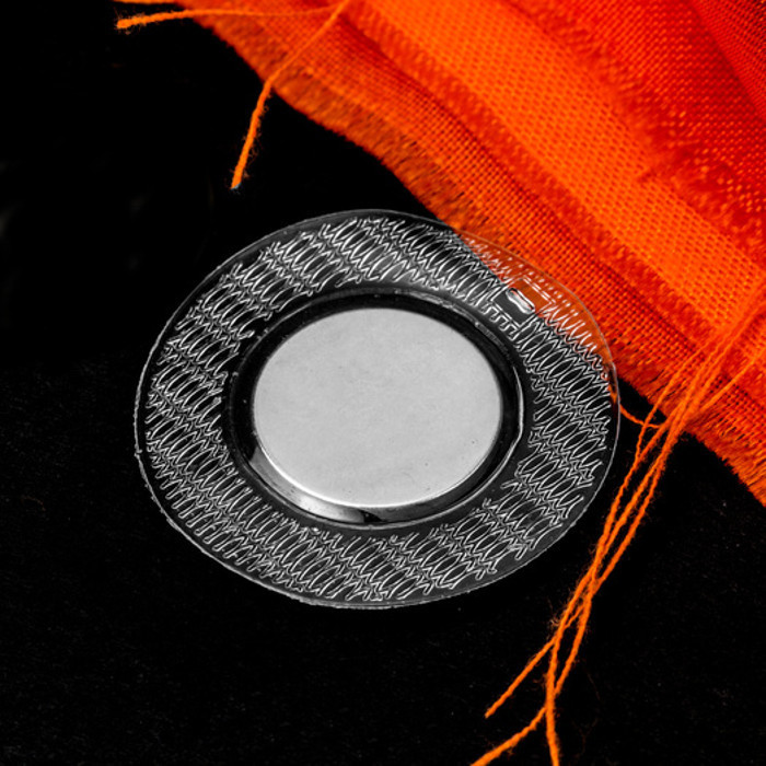 Magnet NdFeB pr.18 x 2 mm cu acoperire rotundă din PVC care se poate coase pe stofă