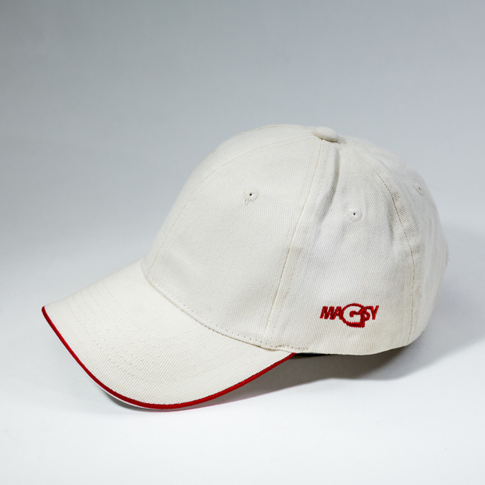 Șapcă albă MAGSY