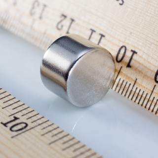 Magnet neodim cilindru cu diam.13x9 N 80 °C, VMM7-N42