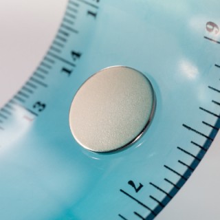Magnet neodim cilindru cu diam.14x1 N 80 °C, VMM7-N42