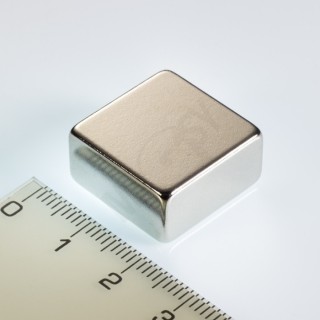 Magnet neodim bloc 20x20x10 N 80 °C, VMM7-N42
