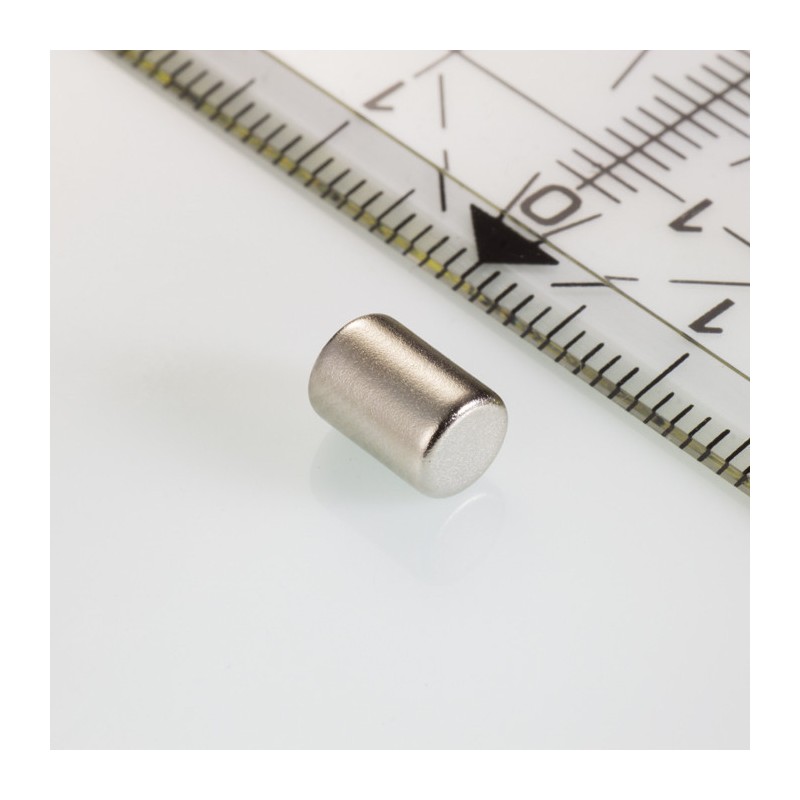 Magnet neodim cilindru cu diam.5x7 N 80 °C, VMM7