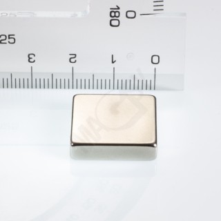 Magnet neodim bloc 20x20x5 N 80 °C, VMM7-N42