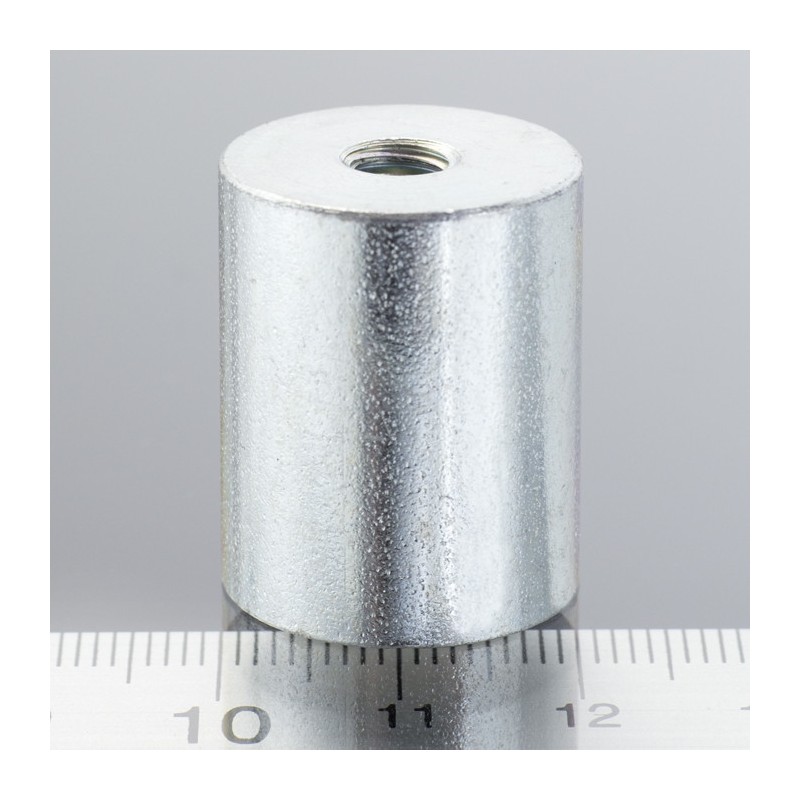 Magnet oală cilindru diam. 20 x înălțime 25 mm cu filet interior M6. lungime filet 9 mm