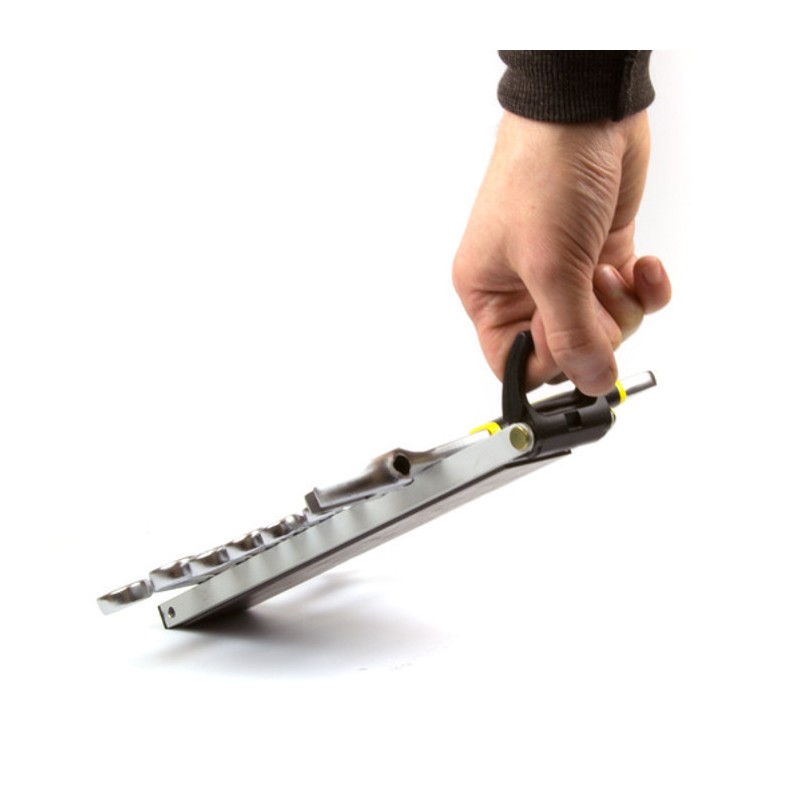 Suport magnetic mobil pentru unelte