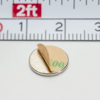 Magnet neodim cu autocolantă 3M, diam.10x1 mm, grosime autocolantă 0,06 mm