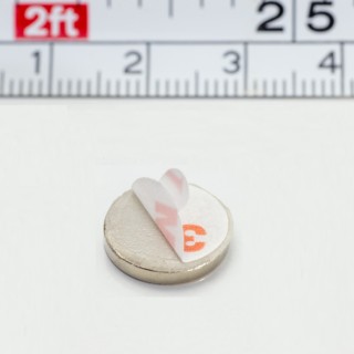 Magnet neodim cu autocolantă 3M, diam.12x2 mm, grosime autocolantă 0,06 mm
