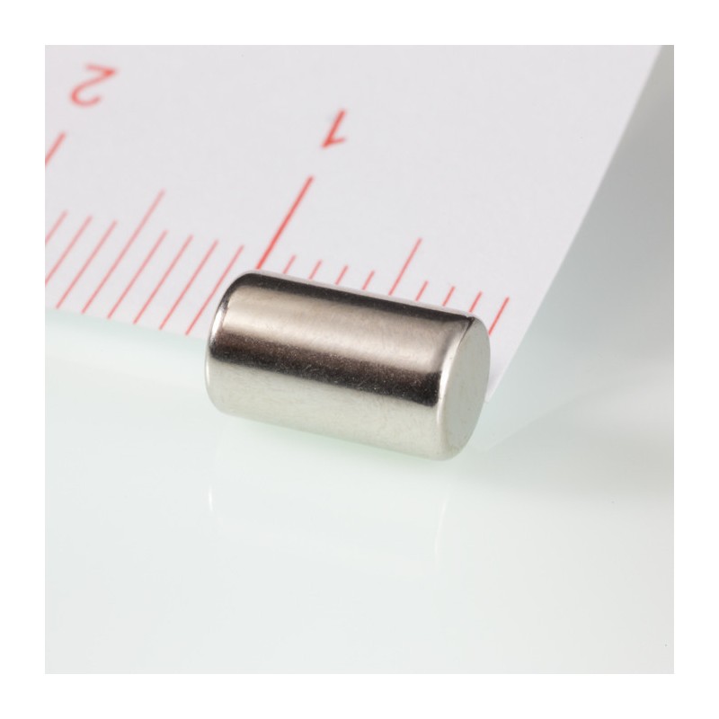 Magnet neodim cilindru cu diam.5x8,47 N 80 °C, VMM8-N45