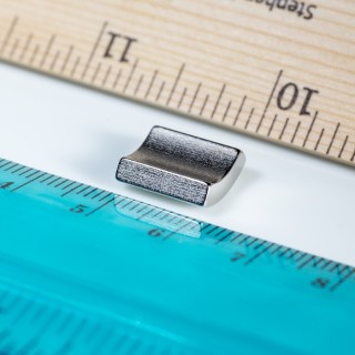 Magnet neodim segment R9,80xr6,80x72°x12 N 80 °C, VMM9-N48