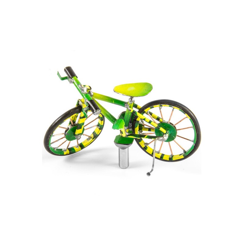 Magnet de frigider „MadagasCAR” - bicicletă