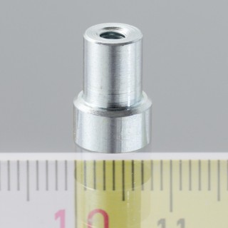 Magnet oală cu coadă, diam. 8 x înălțime 4,5 mm cu filet interior M3, înălțime filet 7 mm