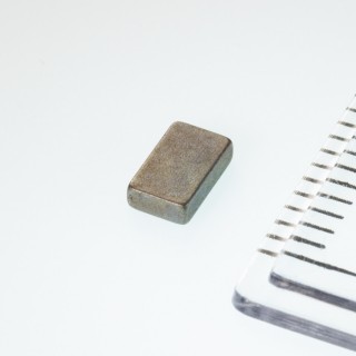 Magnet neodimic 5x3x1 mm, 120°C