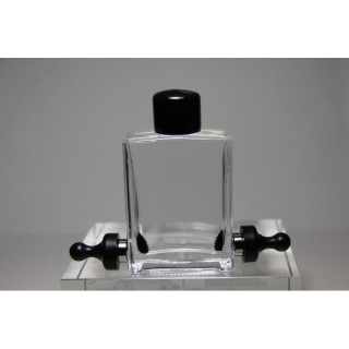 Sticlă cu lichid ferrofluid