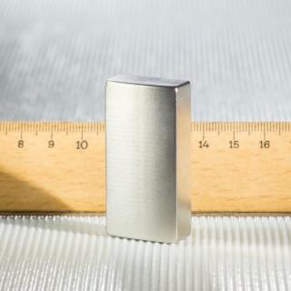 Magnet neodim segment R98,5xr50x25°x12 N 80 °C, VMM10-N50