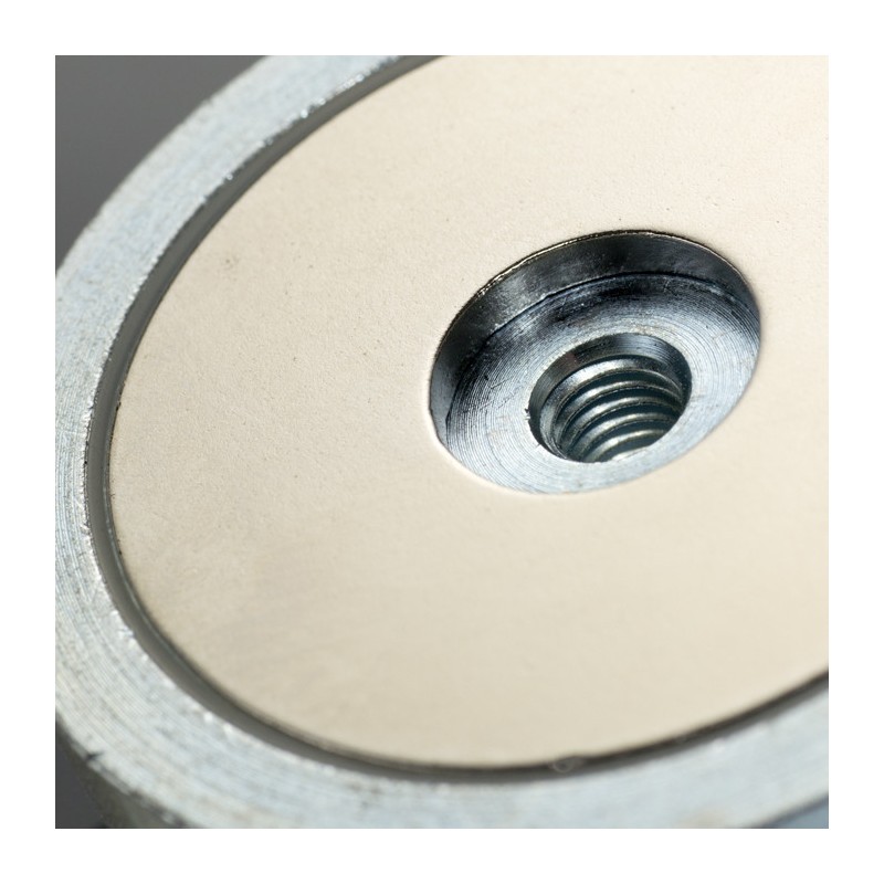 Magnet oală diam. 63 x înălțime 14 mm cu filet interior M10-6H
