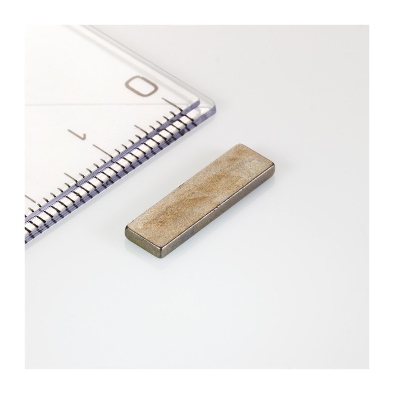 Magnet neodimic 17x4,8x1,5 mm, P VMM5UH-180 °C