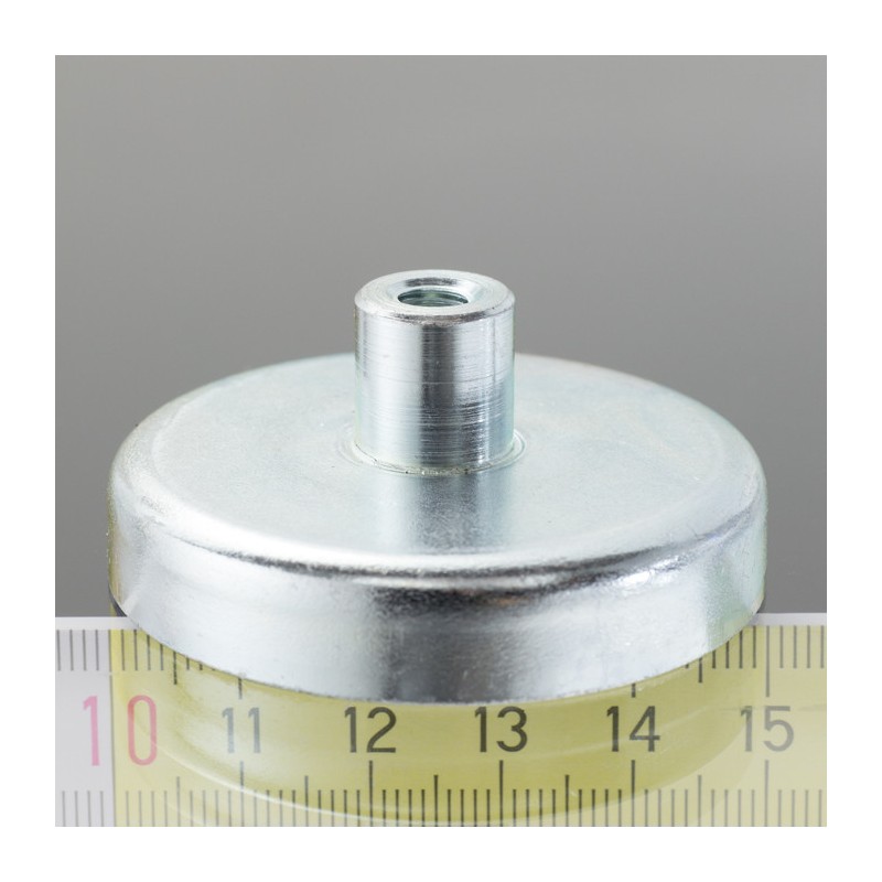 Magnet oală cu coadă, diam. 50 x înălțime 10 mm cu filet interior M6, înălțime filet 12 mm