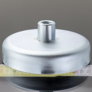 Magnet oală cu coadă, diam. 125 x înălțime 26 mm cu filet interior M14, înălțime filet 24 mm