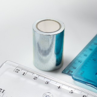 Magnet oală cilindru diam. 25 x înălțime 35 mm cu filet interior M6. lungime filet 9 mm