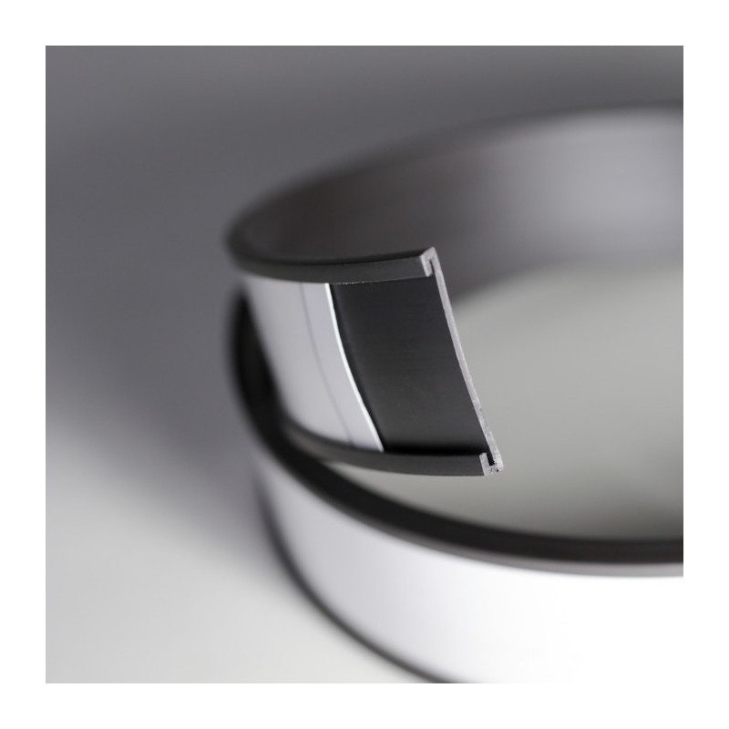 Etichete magnetice latimea 30 mm (profil C + bandă hârtie + folie PVC)