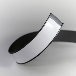 Etichete magnetice latimea 50 mm (profil C + bandă hârtie + folie PVC)