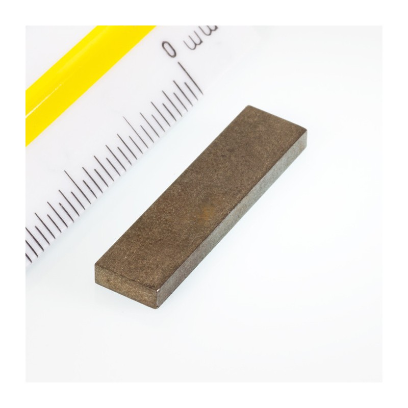 Magnet neodim bloc 28x7x2,5 P 180 °C, VMM5UH-N35UH