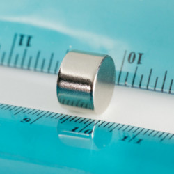 Magnet neodim cilindru cu diam.12x8 N 80 °C, VMM7-N42