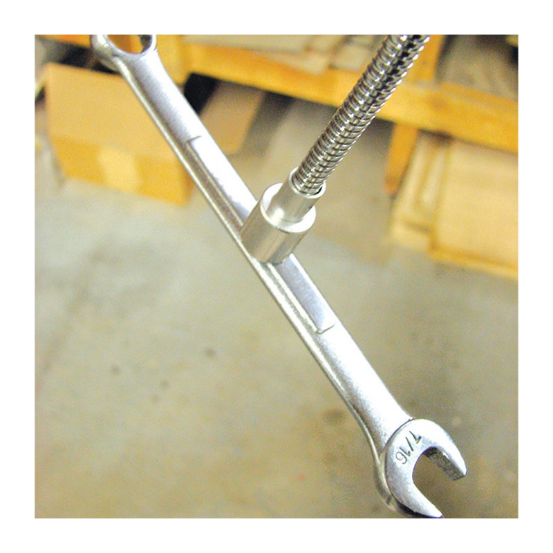 Recuperator magnetic cu tijă extensibilă și flexibilă