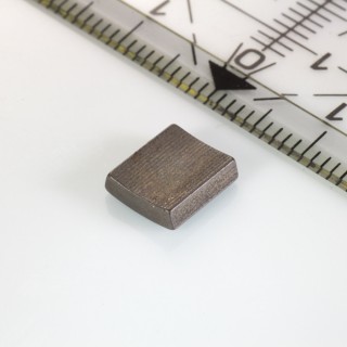 Magnet neodim segment R16,55xr14,55x25,60°x8 P 180 °C, VMM5UH-N35UH