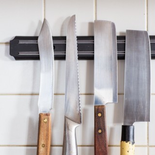 Suport magnetic pentru cuțite și ustensile de bucătărie, lungime 38 cm - negru