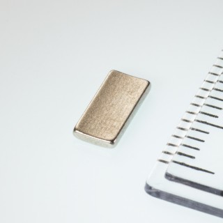 Magnet neodim segment R11xr10x21°x8 N 180 °C, VMM5UH-N35UH