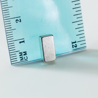 Magnet neodim bloc 12x3,5x6 N 80 °C, VMM4-N35