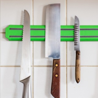 Suport magnetic pentru cuțite și ustensile de bucătărie, lungime 38 cm - verde