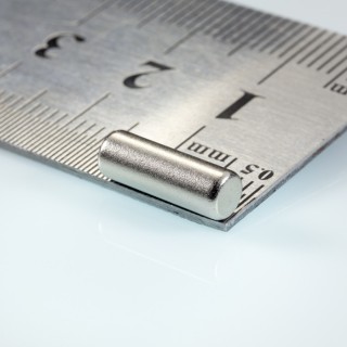 Magnet neodim cilindru cu diam.4x11,7 N 80 °C, VMM4-N35