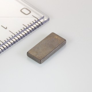 Magnet neodim bloc 12x5,6x1,6 P 180 °C, VMM5UH-N35UH