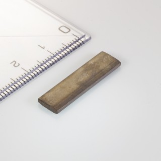 Magnet neodim bloc 26x7x1,85 P 180 °C, VMM5UH-N35UH