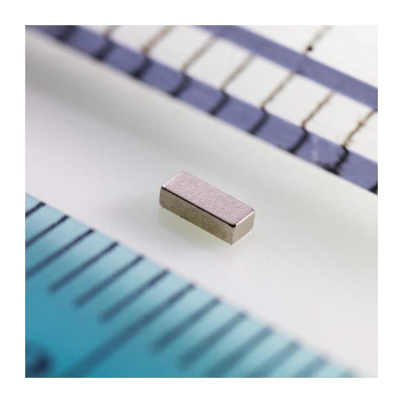 Magnet neodim bloc 3x1,2x0,8 N 80 °C, VMM4-N35