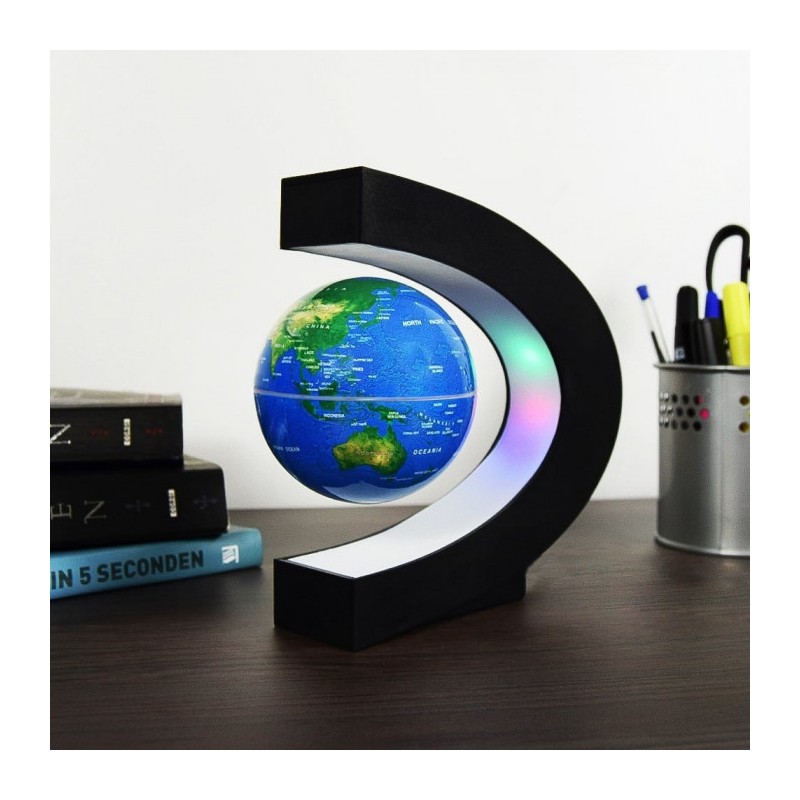 Glob magnetic care levitează