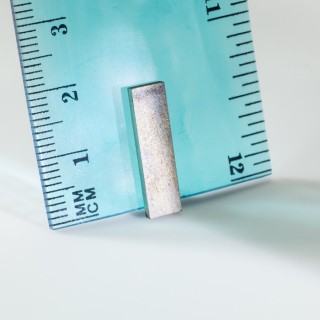 Magnet neodim bloc 20x5,5x1,5 P 150 °C, VMM6SH-N40SH