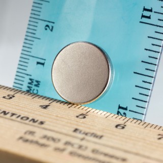 Magnet neodim cilindru cu diam.16x3 N 80 °C, VMM7-N42