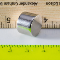 Magnet neodim cilindru cu diam.15x11 N 80 °C, VMM7-N42