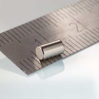 Magnet neodim cilindru cu diam.3x5 N 200 °C, VMM5EH